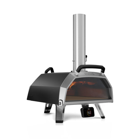 Der Ooni Karu 2 Pro Pizzaofen von Ooni ist ein schwarz-silberner Mehrstoffofen mit Kamin, ClearView-Glastür, Griffen, digitaler Temperaturanzeige, sichtbaren Flammen im Inneren und vier stabilen Metallbeinen.