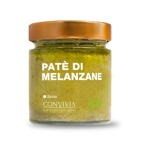 Ausgestellt wird ein Glas „Bio Auberginen Paté Convivia“. Das Glas mit dem bronzenen Deckel gibt den Blick auf einen grünlich-braunen Aufstrich frei. Auf dem Etikett stehen „Sicilia“, „CONVIVIA“ und „Bio“, was auf den Bio-Anteil hinweist, nämlich Bio-Auberginenpastete und italienische Herkunft, angereichert mit kalt gepresstem Olivenöl.