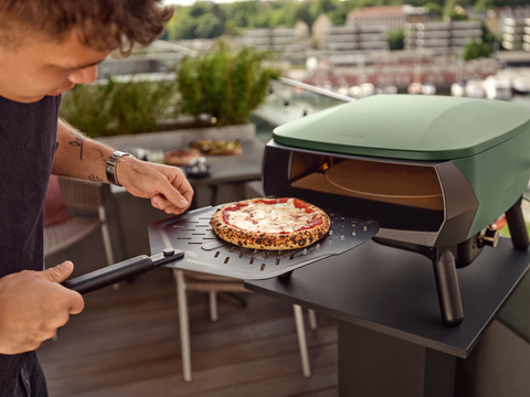 WITT Pizzaschieber 14" perforiert Carbon lang, Stimmungsbild