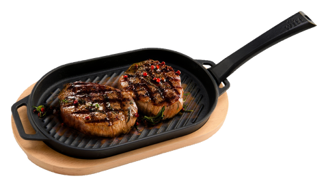 WITT Grillpfanne oval Gusseisen gerillt mit Holzbrett, Anwendung