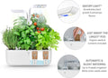 Wir präsentieren den Véritable Classic - Indoor Kräutergarten, ein ausgeklügeltes Gartensystem von Véritable mit frischen Kräutern und Tomaten, die durch die innovative SavoryLight LED-Technologie beleuchtet werden. Es ist mit Lingot-Behältern für einfaches Pflanzen und einem automatischen Bewässerungssystem ausgestattet. Detaillierte Seitendiagramme zeigen die fortschrittlichen technischen Elemente und Behälter bei der Arbeit.