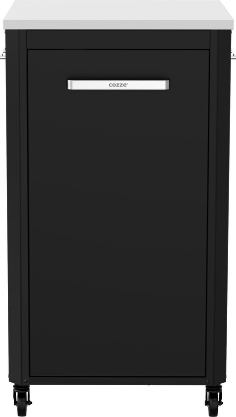 Die Cozze hohe Aussenküche 60 mit Edelstahlplatte ist ein schwarzer Schrank auf Rädern mit weißer Edelstahlplatte und silbernem Griff, ideal als Pizzaofen-Station in Ihrer Outdoor-Küche.
