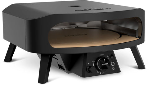 Der Cozze Pizzaofen Rotate - Black Edition [17 Zoll], Gas, 50mbar - CH-Regler ist ein schwarzer Aufsatzpizzaofen mit offener Front, einem um 360° drehbaren, sichtbaren Pizzastein und vorderen Bedienknöpfen für präzise Einstellungen.
