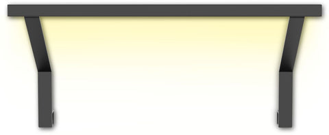 Das Cozze Elements LED-Rack für Outdoor-Küchen Kühlschrankmodul [52 cm] verfügt über schwarze Metallhalterungen und ein sanftes gelbes Unterlicht, das ein dezentes Licht abgibt - ideal für die Beleuchtung Ihrer Cozze Outdoor-Küche.