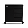 Der Burnhard Beistellwagen (Black Edition) von Burnhard ist ein schwarzer Rollschrank mit drei Schubladen, einer Tür, einer Arbeitsplatte aus Edelstahl und vier Rollen – perfekt für Ihren Kochbereich im Freien. Abgebildet vor einem schlichten weißen Hintergrund.