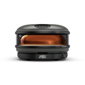 Ein eleganter, schwarzer Gozney Arc XL Black Gas-Pizzaofen (Limited Edition) mit einem digitalen Bedienfeld, das eine Temperatur von 450 °F anzeigt. Der Ofen, perfekt für 16-Zoll-Pizzen, verfügt über eine abgerundete Oberseite, ein Fenster zur Sicht ins Innere und eine Entlüftung an der Oberseite, die während des gesamten Backvorgangs für gleichmäßige Hitze sorgt.