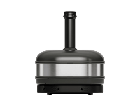 Der Gozney Dome Gen 2 Pizzaofen - Hybrid Brennstoffsystem von Gozney verfügt über ein modernes zylindrisches Design mit einem schwarzen Sockel, einem Mittelteil aus rostfreiem Stahl und einem vertikalen Schornstein - perfekt für Ihre Outdoor-Küche, hier abgebildet auf einem schlichten weißen Hintergrund.