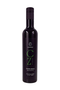 Eine dunkle 500-ml-Flasche Cunzatillu Olivenöl Extravergine ist mit weißer und grüner Schrift auf schwarzem Hintergrund versehen und trägt den Markennamen "Cunzatillu".