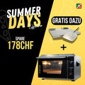 Werbefoto für einen Sommerschlussverkauf mit dem Effeuno Pizzaofen P134HA PRO 509 °C unter einer Pizzaschaufel und einem Pizzaschneider, Text: „SUMMER DAYS“, „SPARE 178 CHF“ und „GRATIS DAZU“. Gelb-schwarzer Hintergrund, Grafik mit einem Pizzastück. Hergestellt in Italien.